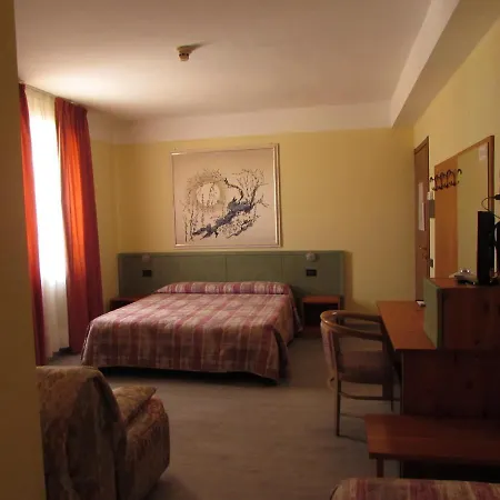 Hotel Alpi Del Mare Mondovì