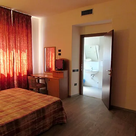 Alpi Del Mare Hotel